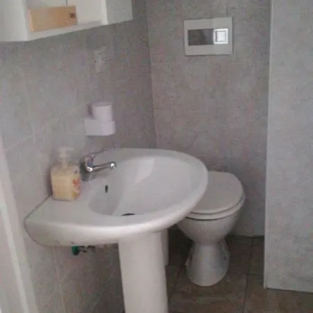 Omar Guest house Milan